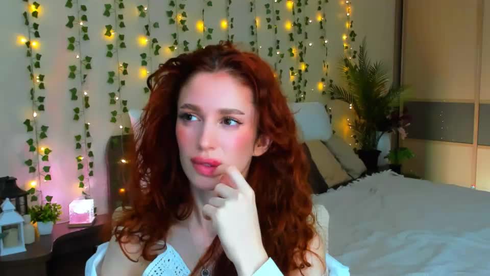 christinaconteeree Приват Записи 2026-09-24