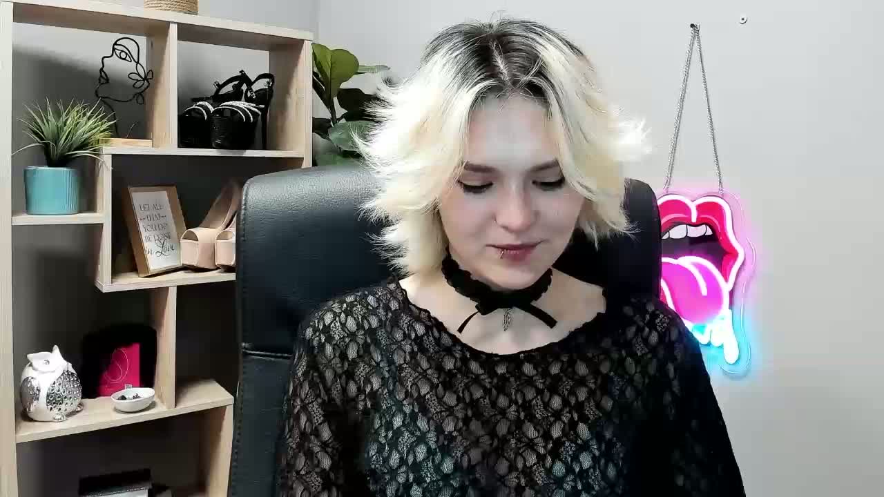 SweetLilyxo Приват Записи 2026-09-24