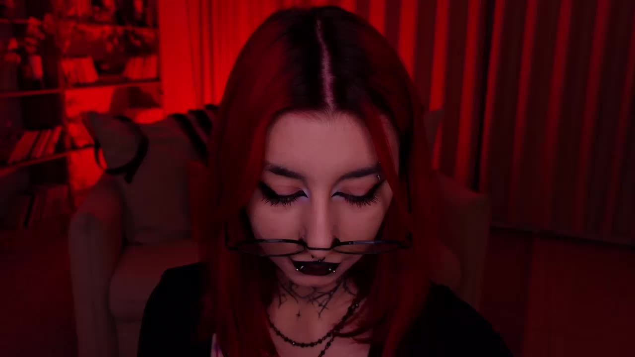 MistressMarcelline Приват Записи 2026-09-24