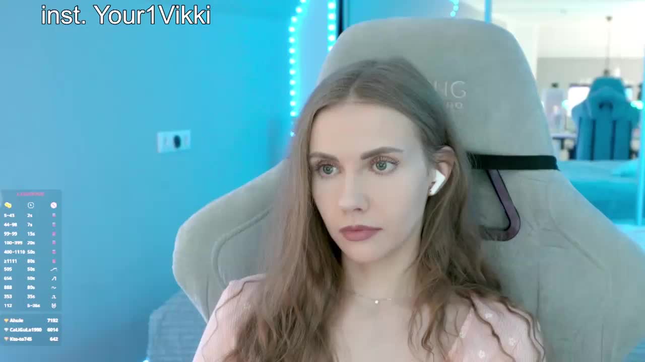 VikkiExtraCheese Приват Записи 2026-09-27
