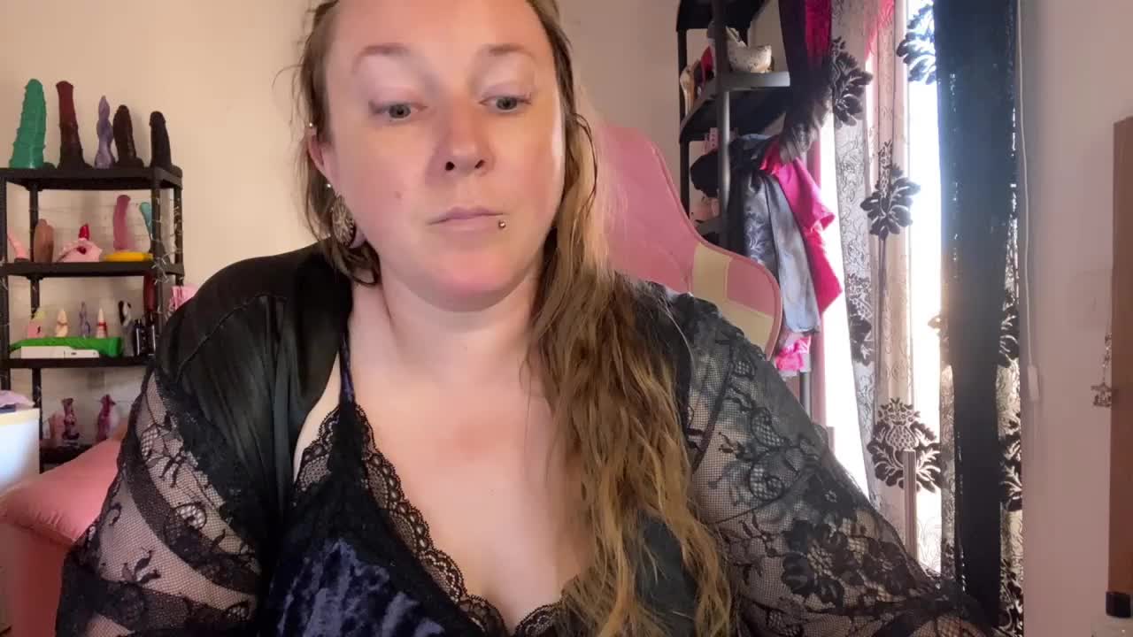 NylonQueen Приват Записи 2026-09-27