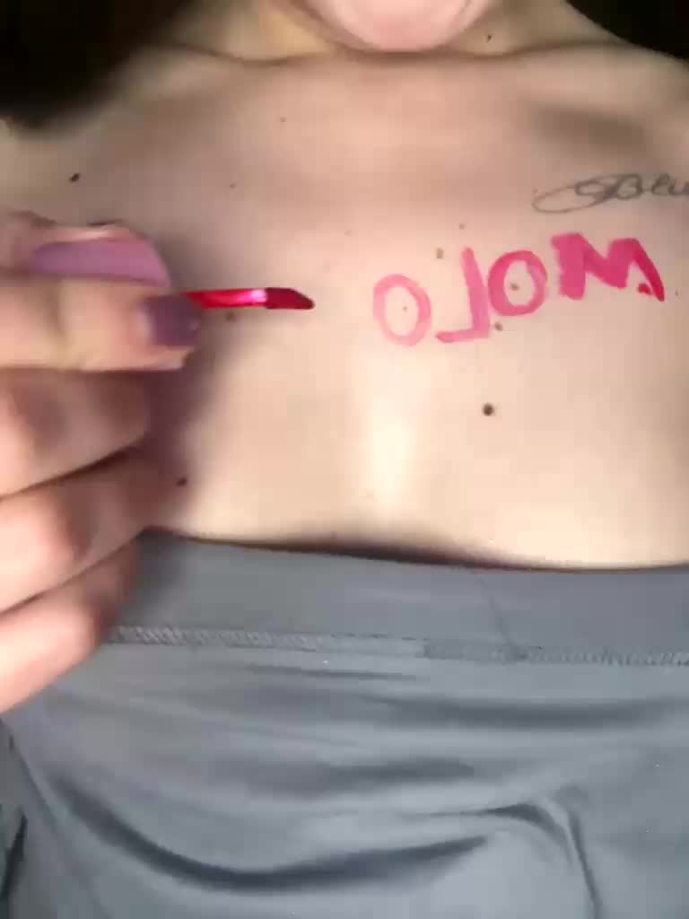 Emilyy19 Приват Записи 2026-10-01