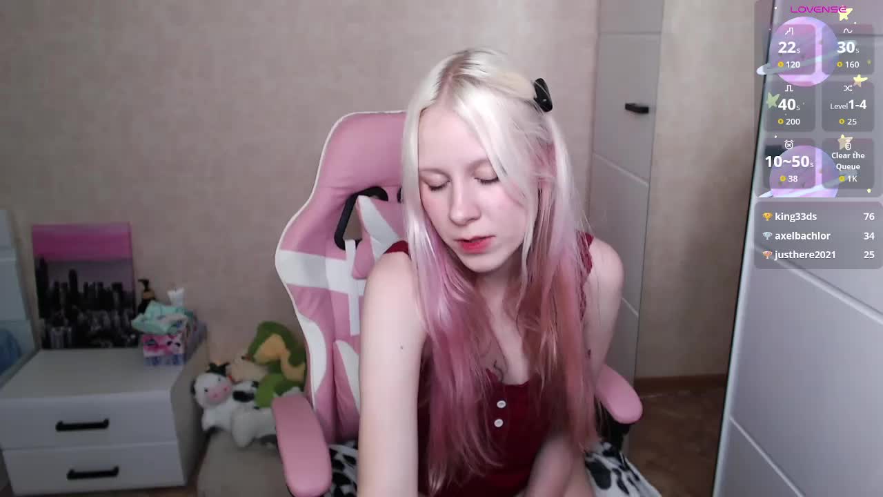 Mary-Kitty Приват Записи 2026-10-03