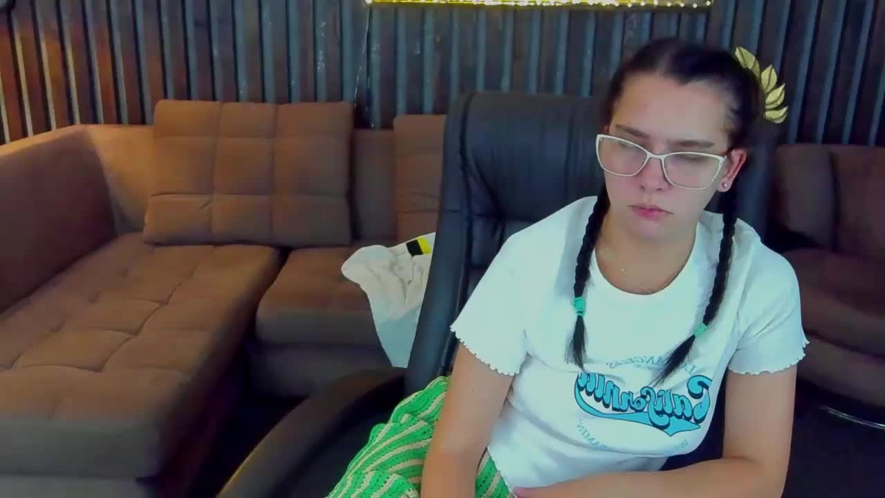 Livia-Shy Приват Записи 2026-10-04