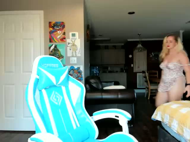 Adellebunny Приват Записи 2026-10-06