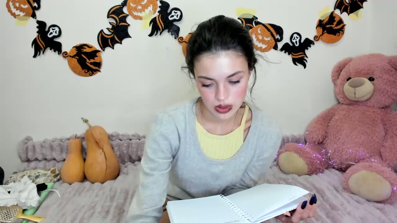 Honeykrisspussy Приват Записи 2026-10-06