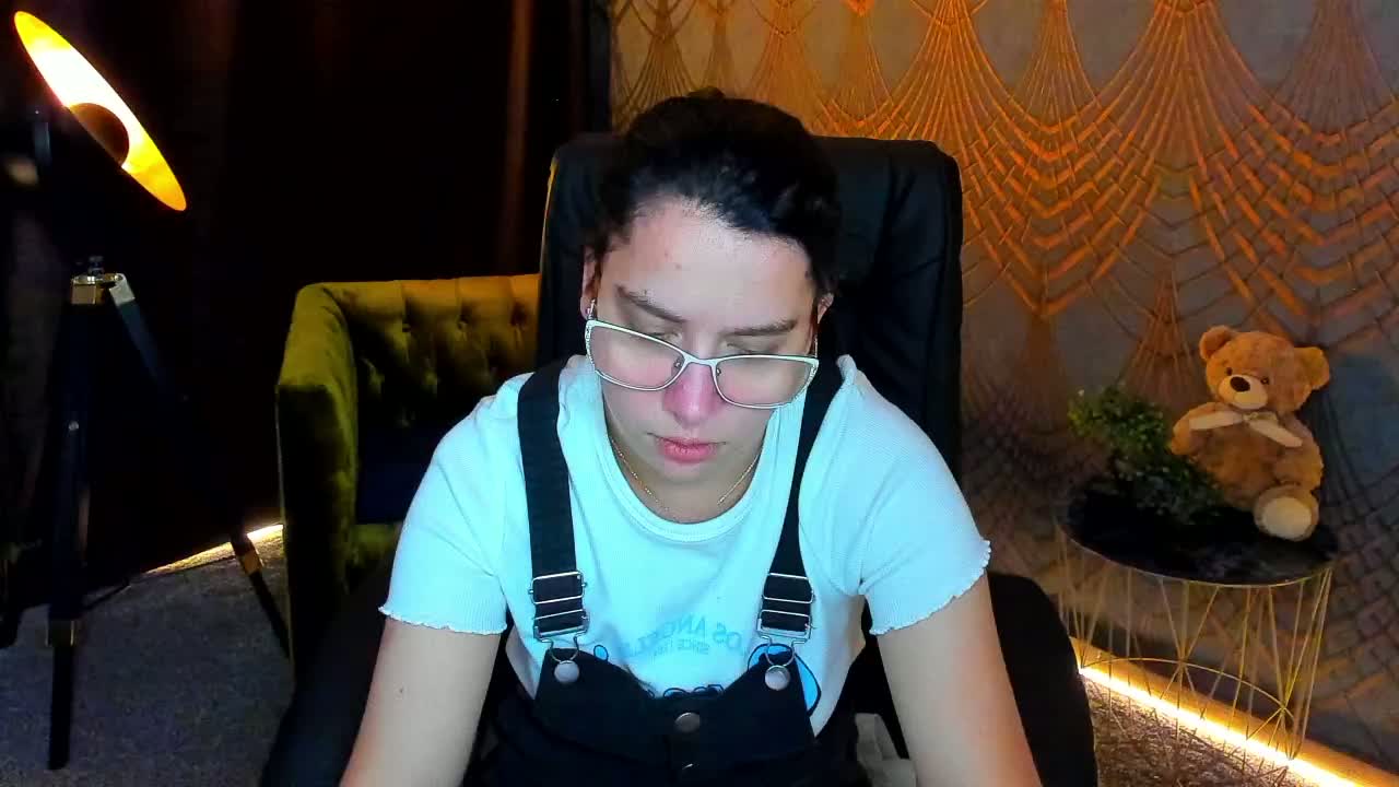 Livia-Shy Приват Записи 2026-10-06