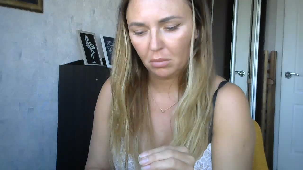 CuteAngelina Приват Записи 2026-10-08