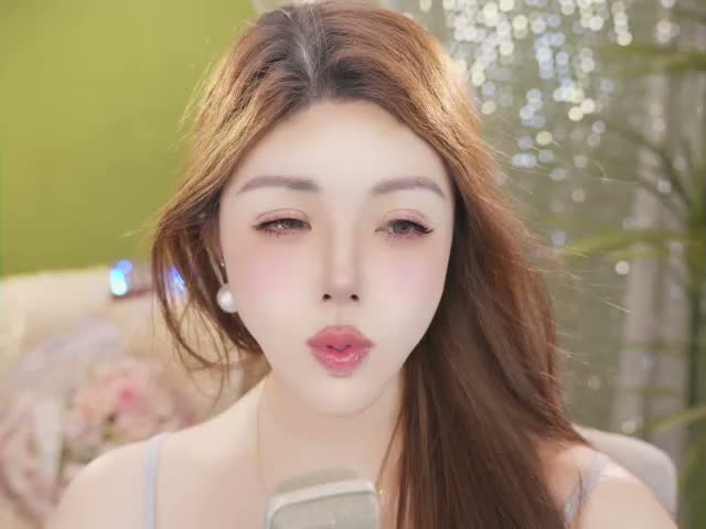 Qiaoqiao__ Приват Записи 2026-10-13