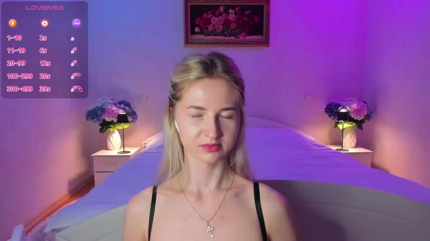 Julie_Blaze Приват Записи 2026-10-14
