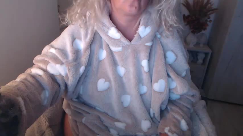 Divineblond Приват Записи 2026-10-14