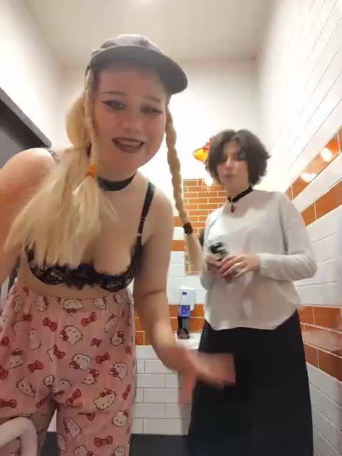 Tinablackkk Приват Записи 2026-10-15