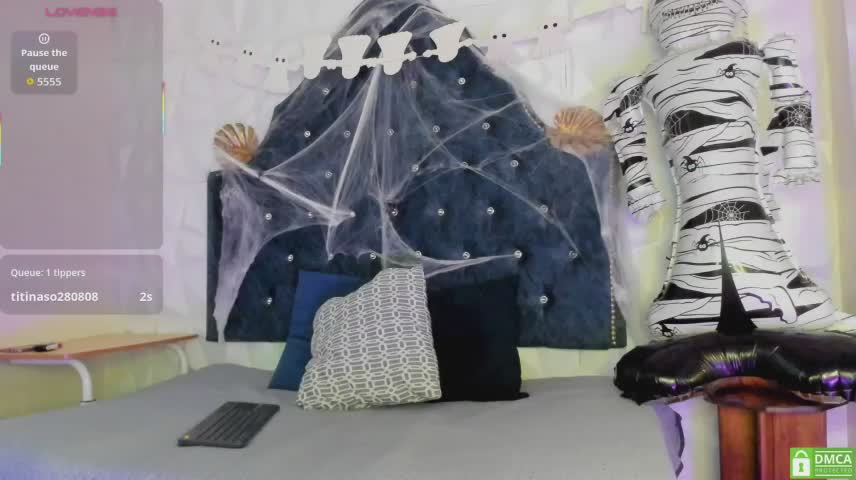 Chloe_moon1 Приват Записи 2026-10-17
