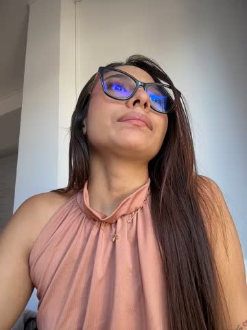 amira_cute2 Приват Записи 2026-10-17