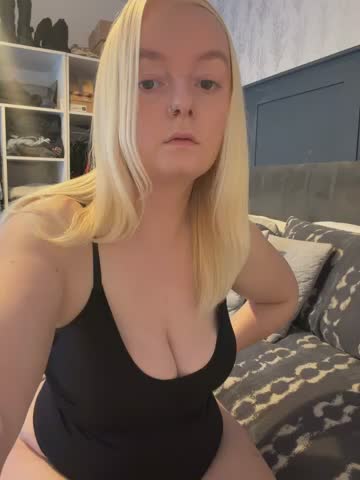 lusciouslylou Приват Записи 2026-10-17