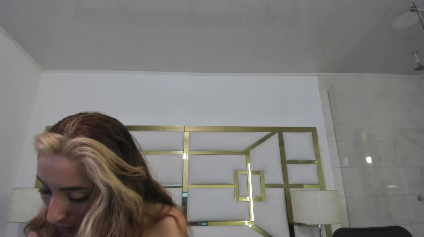 VivieneLuxe Приват Записи 2026-10-17