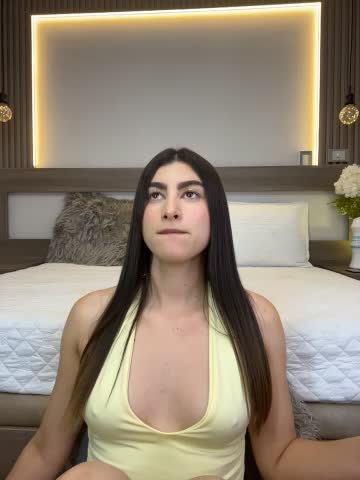 evelyn_hills Приват Записи 2026-10-17