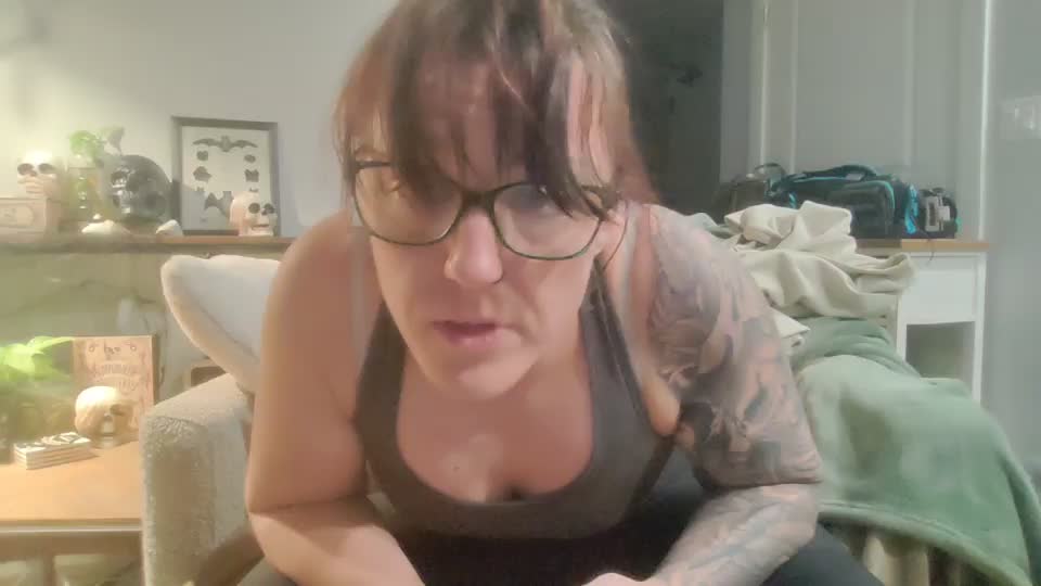 RavenNyxxx Приват Записи 2026-10-18
