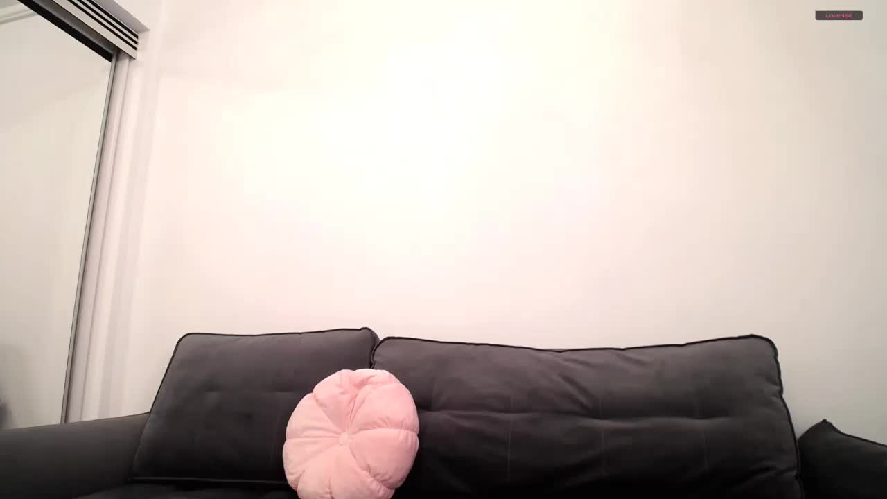 LauraBess Приват Записи 2026-10-18