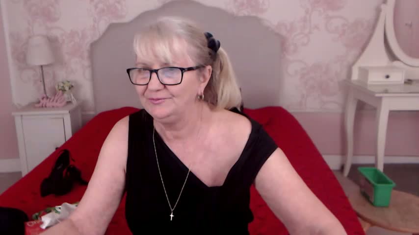 LadyAlana Приват Записи 2026-10-18