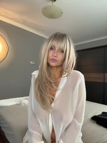 NaughtyNinky Приват Записи 2026-10-18