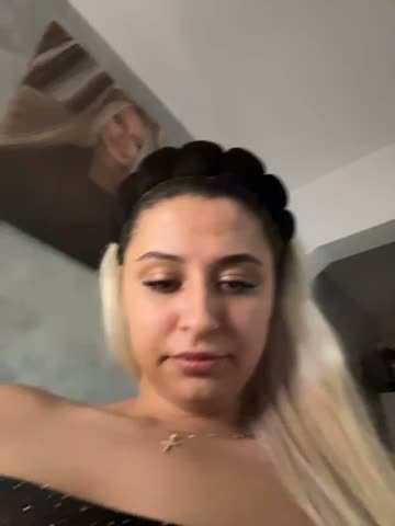 Kylie_One Приват Записи 2026-10-19