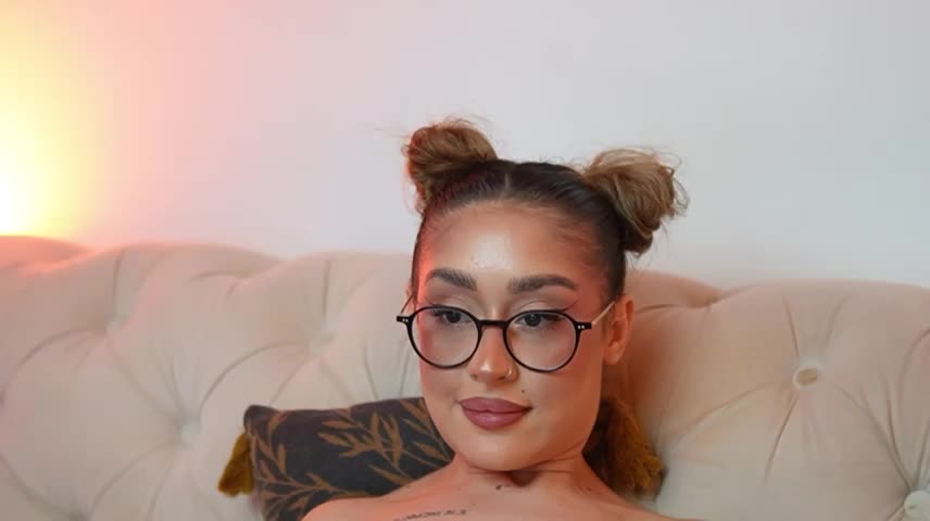 AileenKiss Приват Записи 2026-10-19