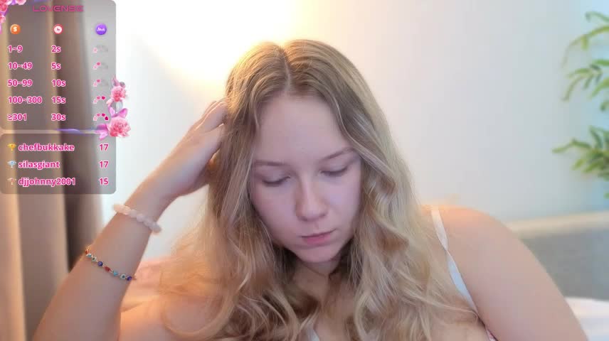 queenneee Приват Записи 2026-10-20