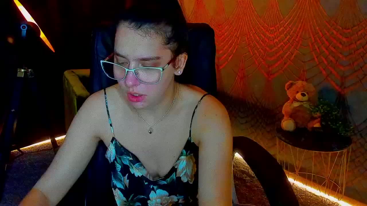 Livia-Shy Приват Записи 2026-10-20