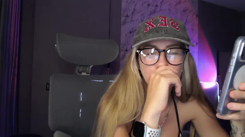 hailie_icon Приват Записи 2026-10-20