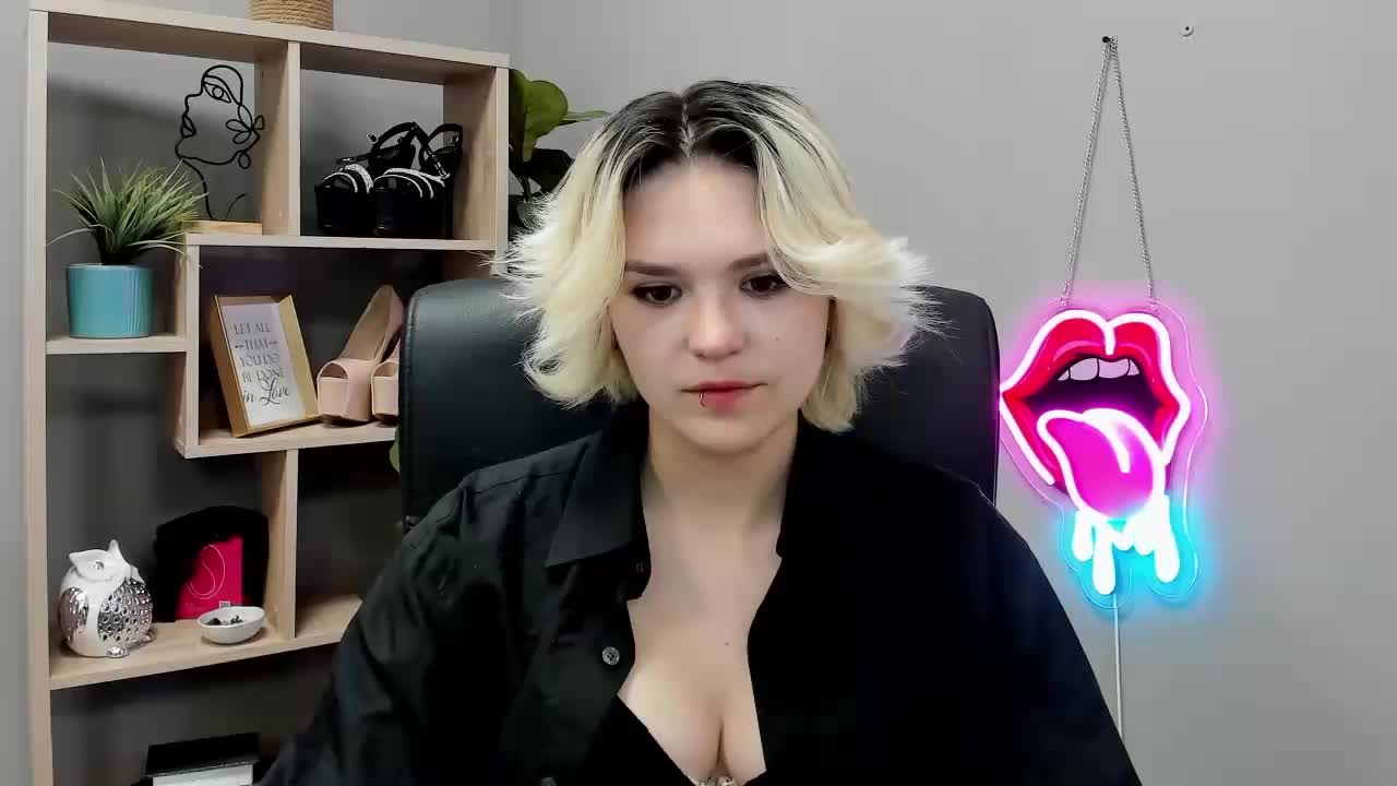 SweetLilyxo Приват Записи 2026-10-20