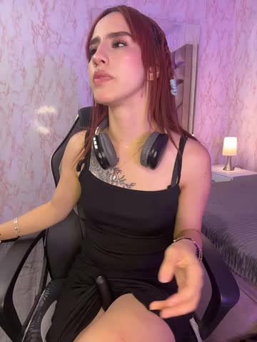 Elodiee_Roussee Приват Записи 2026-10-21