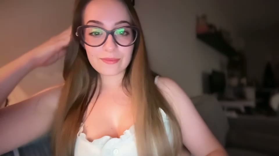 mia_misi_2026-10-20_18-09-52_979 Приват Записи 2026-10-21