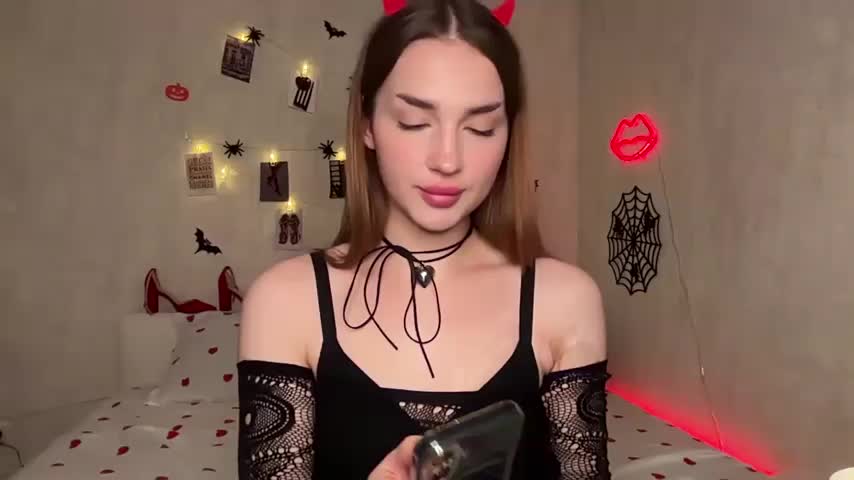 Perry_Tiffany Приват Записи 2026-10-22