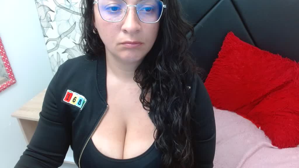 sarax_ximena Приват Записи 2026-10-22