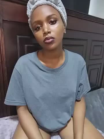 ebonnychick1 Приват Записи 2026-10-22