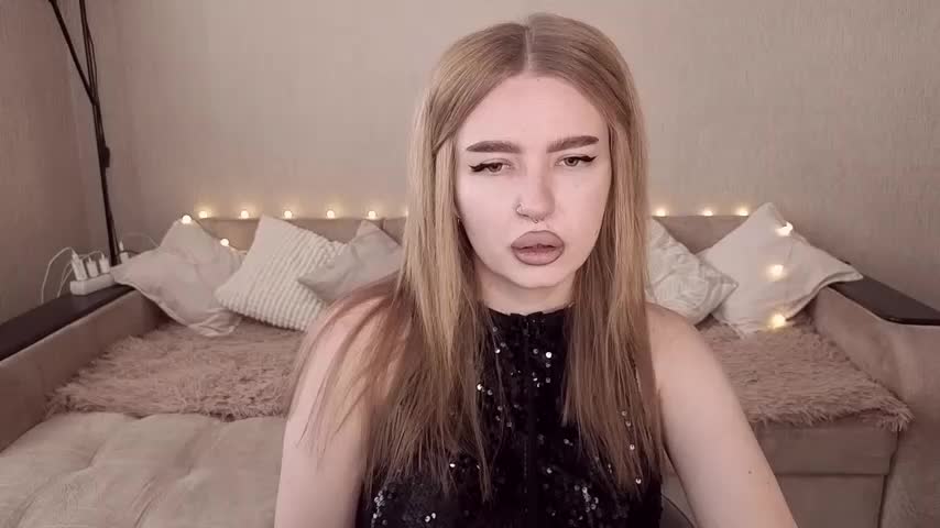 ViolettaLopez Приват Записи 2026-10-22