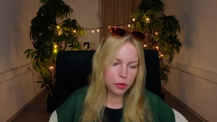 CeciliaBaker Приват Записи 2026-10-23