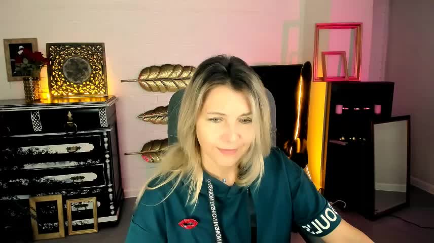 NicoleHitman Приват Записи 2026-10-23