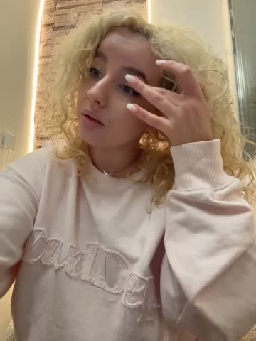 CurlyDaisy Приват Записи 2026-10-23