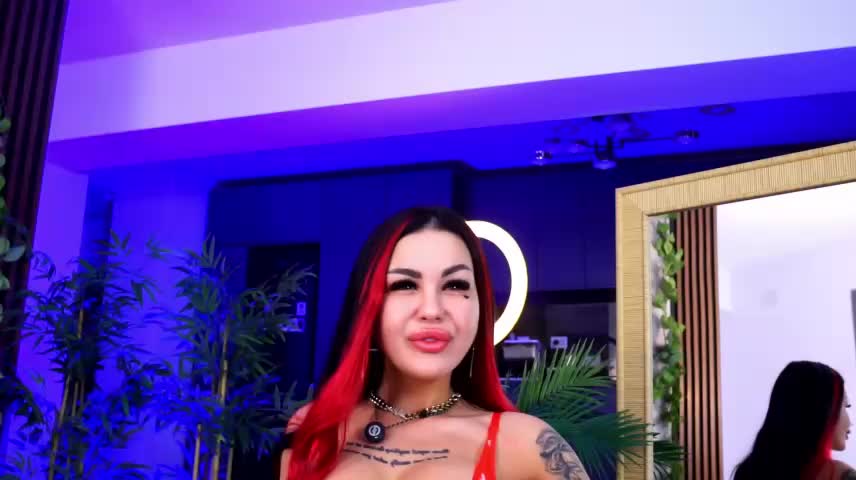 NaomyFlame Приват Записи 2026-10-24