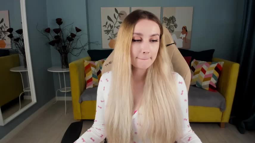 LanaLoon Приват Записи 2026-10-24