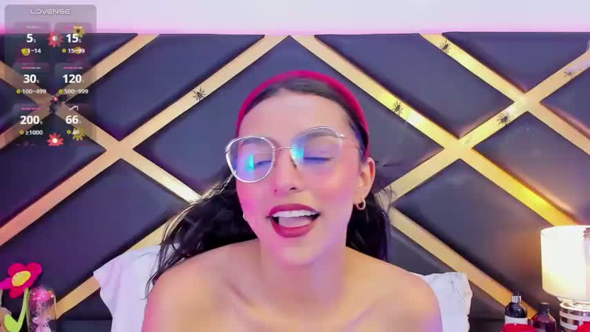 MelodySkylar Приват Записи 2026-10-24