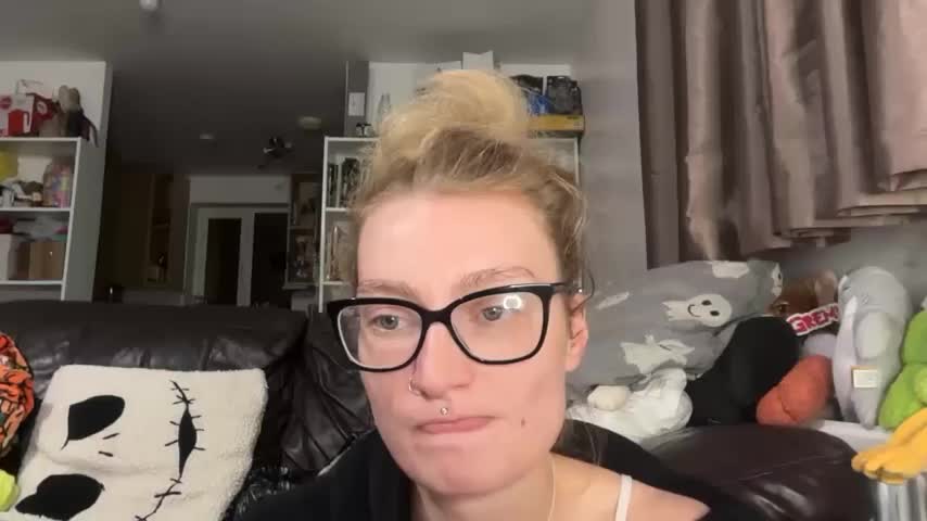 harleyblair Приват Записи 2026-10-24