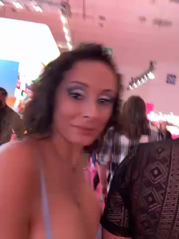 therealbeverlycious Приват Записи 2026-10-26