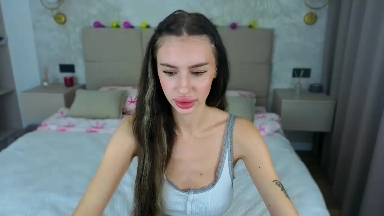 SnowWhiteee Приват Записи 2026-10-28