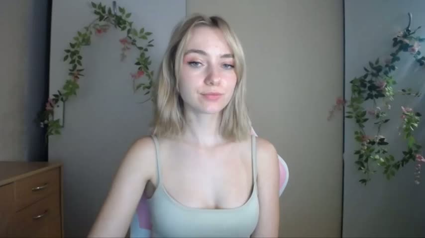LuciaYoung Приват Записи 2026-10-30