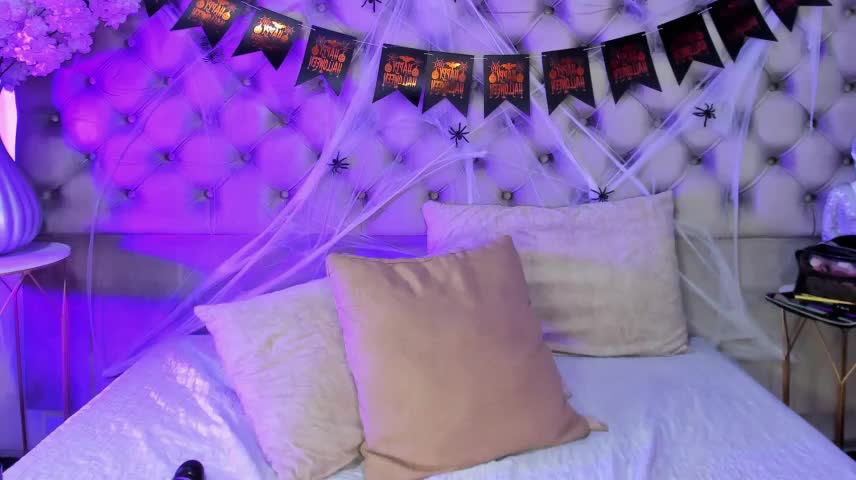 AnnieMartinez Приват Записи 2026-10-30